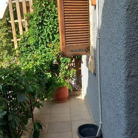 2 Floor House In Loggos - Aigio Ferienhaus *