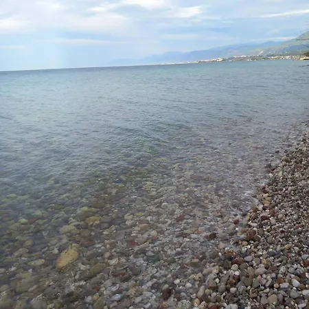 Holiday home 2 Floor House In Loggos - Aigio *