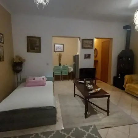 Semesterbostad 2 Floor House In Loggos - Aigio