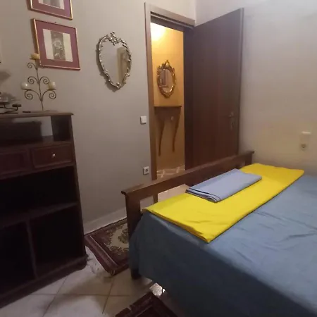 2 Floor House In Loggos - Aigio Ferienhaus