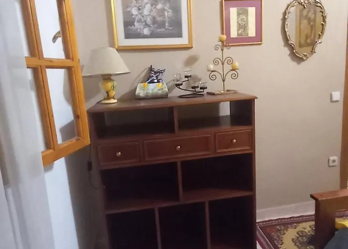 2 Floor House In Loggos - Aigio Semesterbostad *