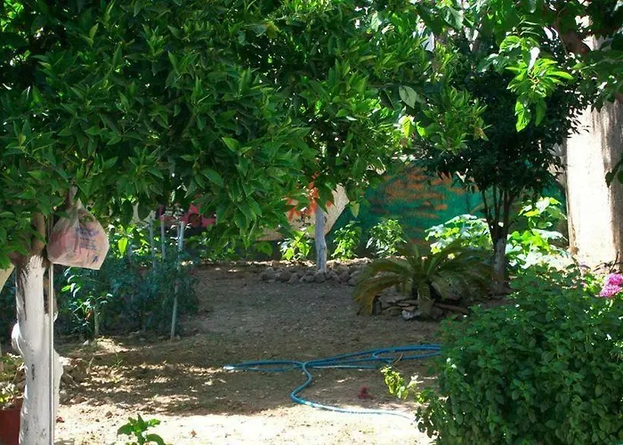 2 Floor House In Loggos - Aigio *